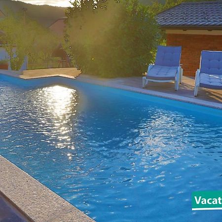 Vacation Home Alan 2 Kulen Vakuf Buitenkant foto