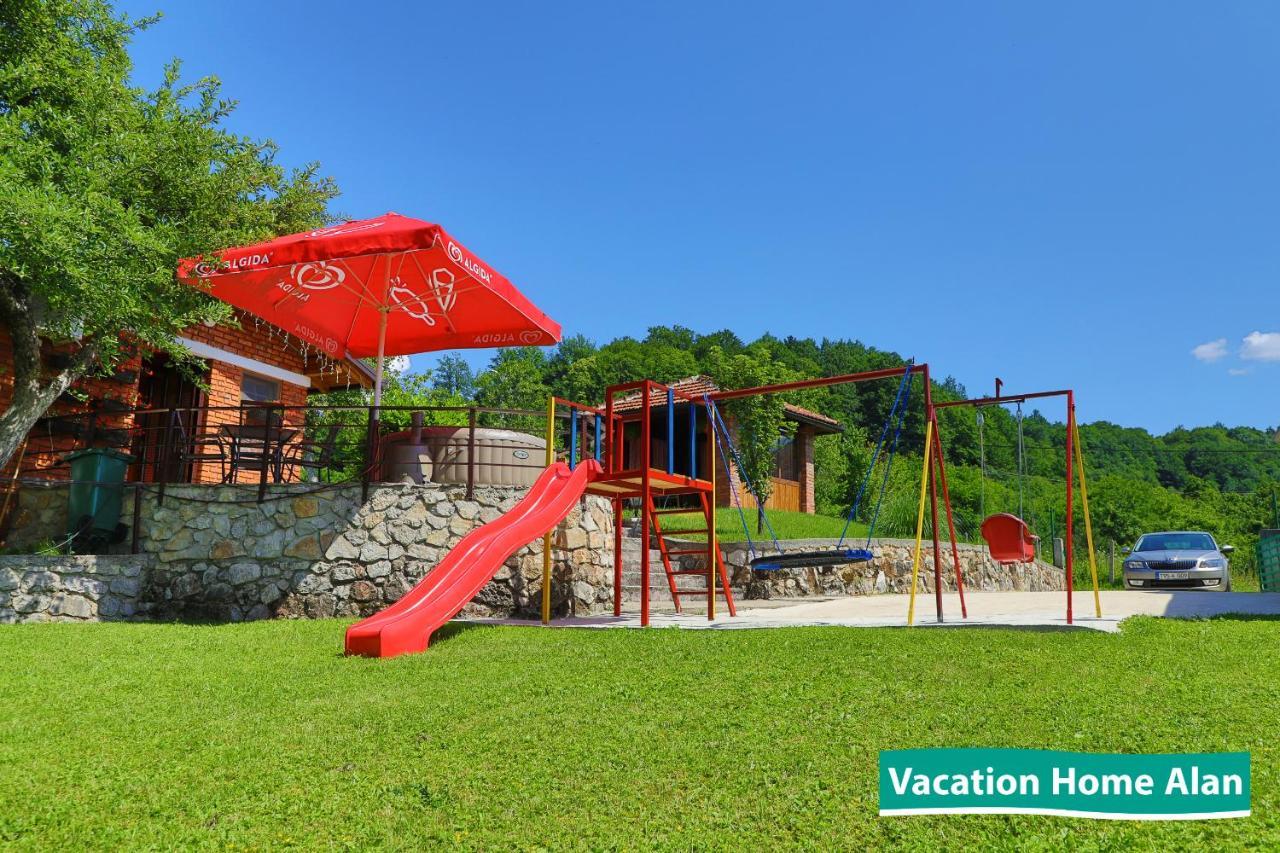 Vacation Home Alan 2 Kulen Vakuf Buitenkant foto