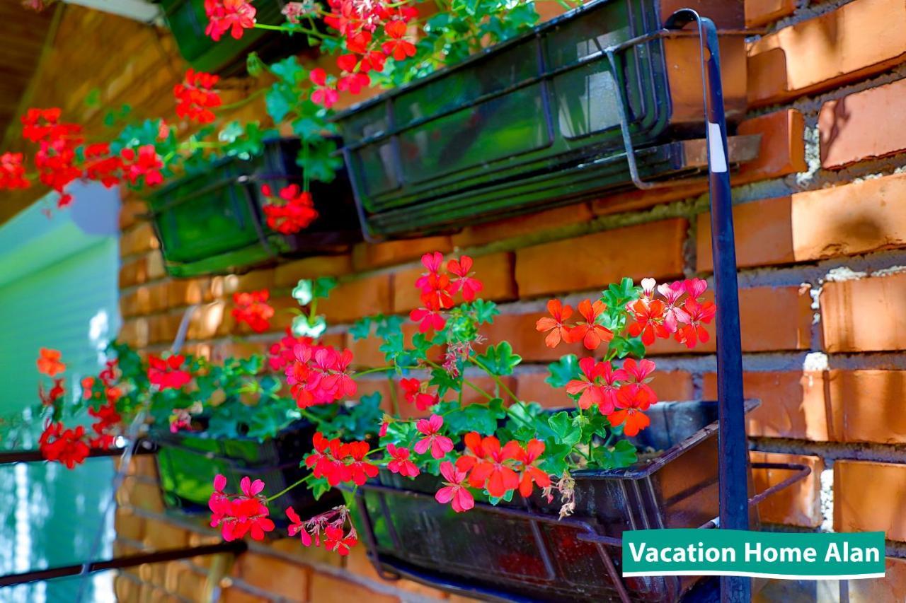 Vacation Home Alan 2 Kulen Vakuf Buitenkant foto