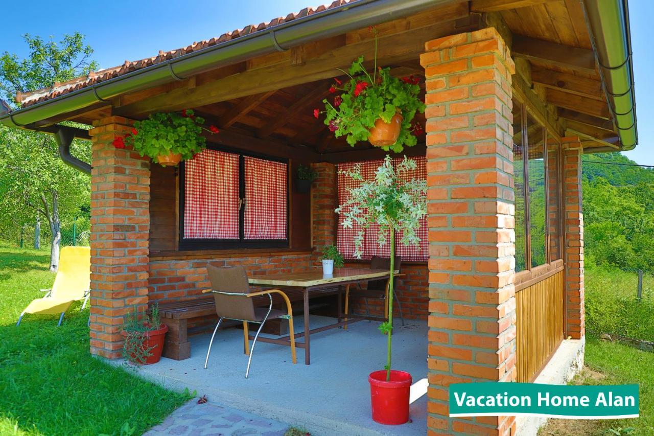 Vacation Home Alan 2 Kulen Vakuf Buitenkant foto
