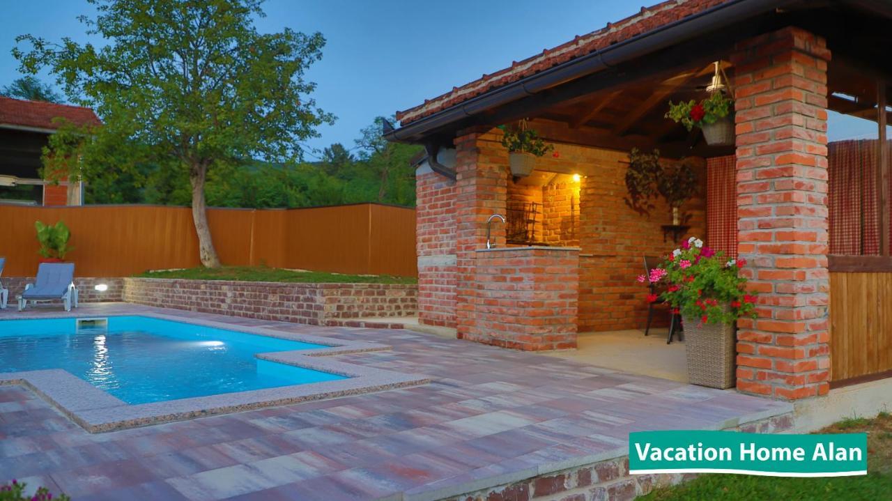 Vacation Home Alan 2 Kulen Vakuf Buitenkant foto
