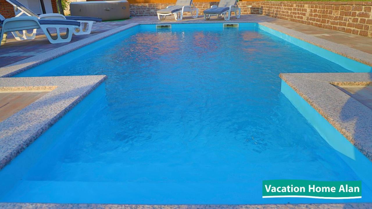 Vacation Home Alan 2 Kulen Vakuf Buitenkant foto