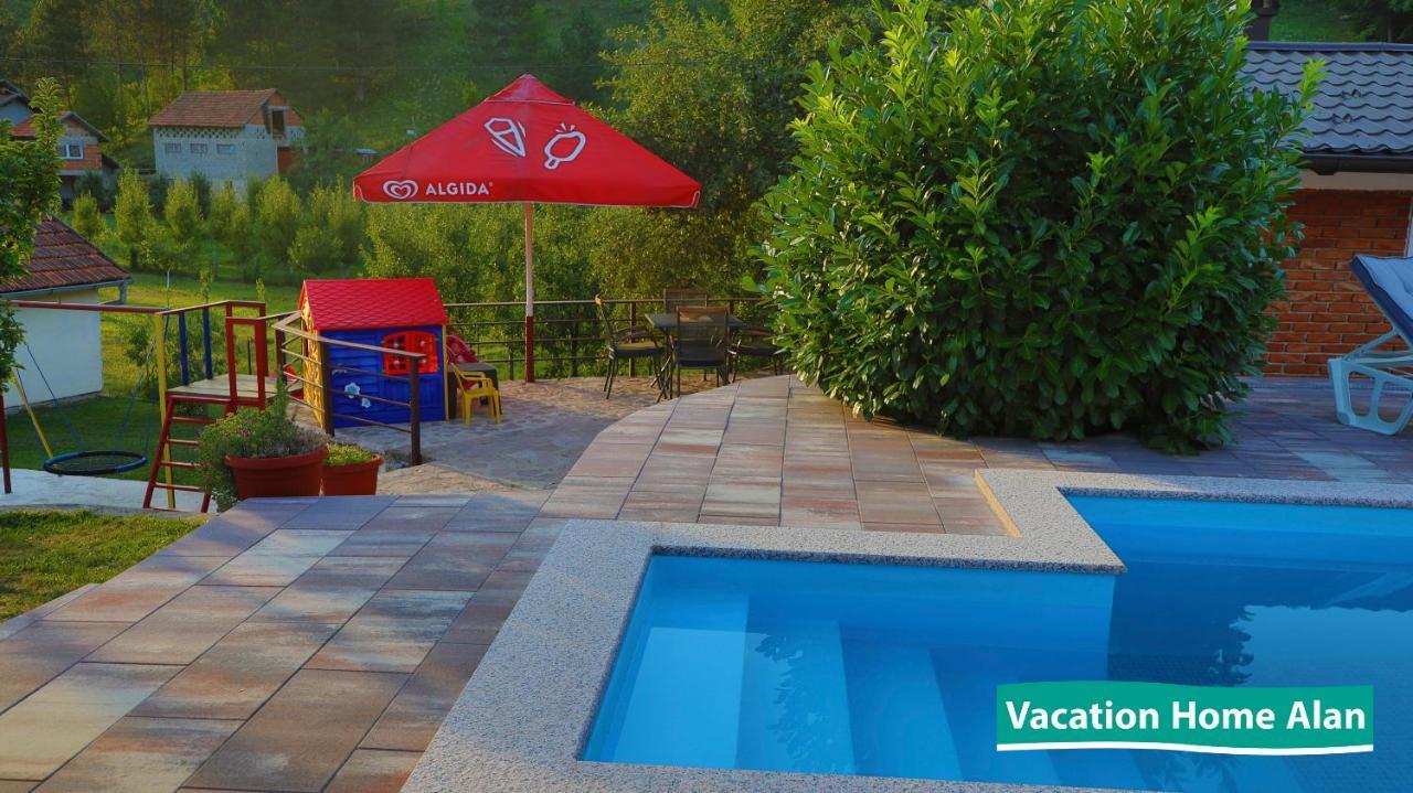 Vacation Home Alan 2 Kulen Vakuf Buitenkant foto