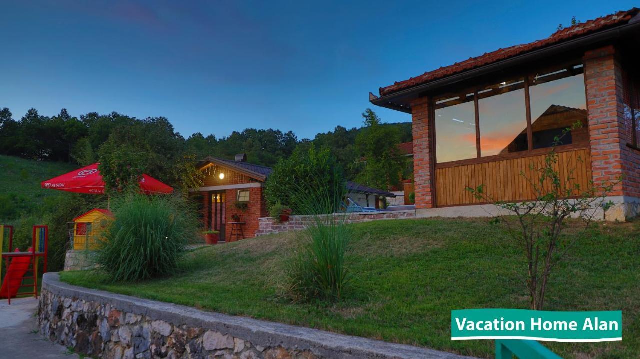 Vacation Home Alan 2 Kulen Vakuf Buitenkant foto