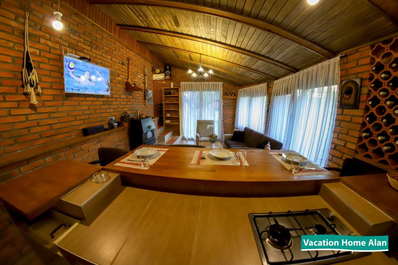Vacation Home Alan 2 Kulen Vakuf Buitenkant foto